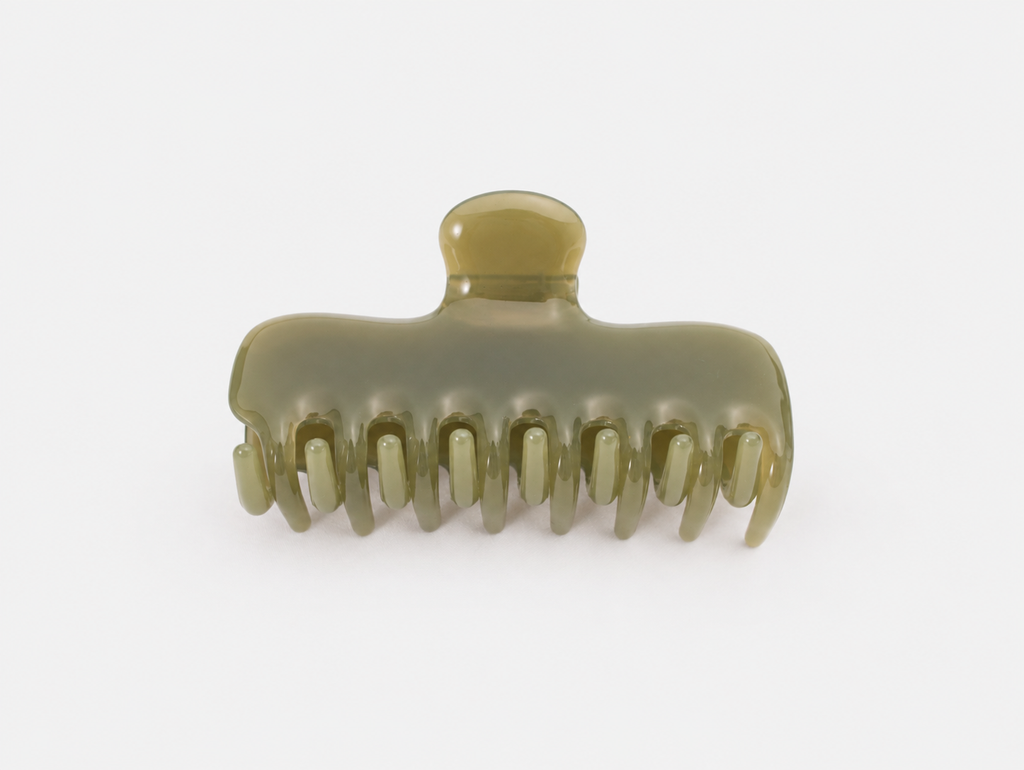 Jelly Claw Clip in Olive, front