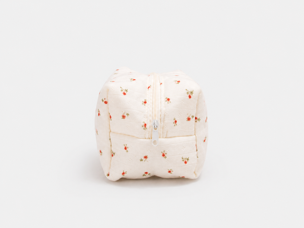 Padded Rosebud Makeup Bag, side zip