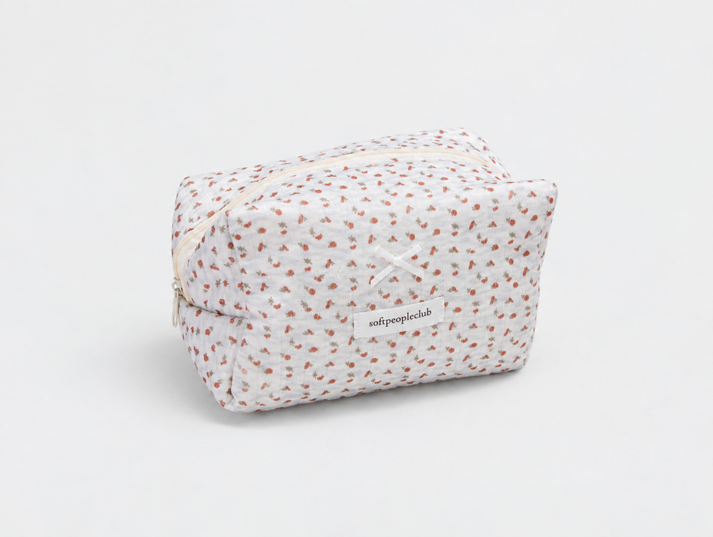 Padded Ditsy Floral Makeup Bag, angled view